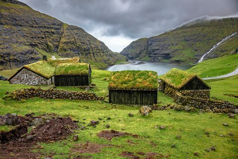 Vuoi uscire dai sentieri battuti? Una vacanza nelle Isole Faroe è la risposta