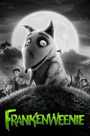un poster di film in bianco e nero con il titolo Frankenweenie in verde neon e l'immagine mostra un cane animato con punti dappertutto e una famiglia di persone dall'aspetto inquietante sullo sfondo
