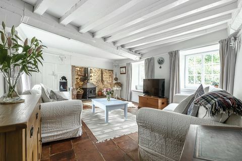 cottage con tetto di paglia in vendita nel Somerset occidentale