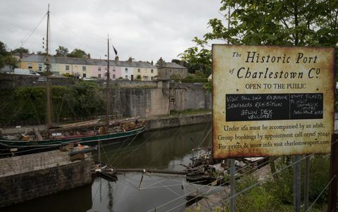 Porto storico di Charlestown vicino a St Austell