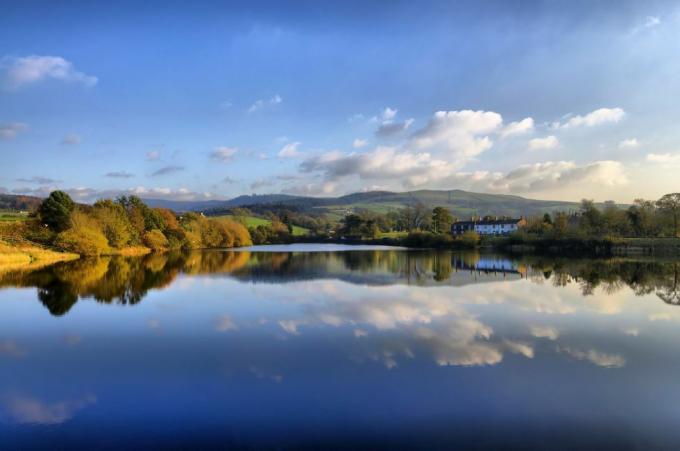 Specchio d'acqua, Natura, Cielo, Riflesso, Paesaggio naturale, Ambiente naturale, Cloud, Risorse idriche, Paesaggio, Banca, 