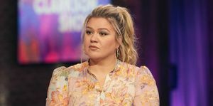 l'episodio j102 dello spettacolo kelly clarkson nella foto di kelly clarkson foto di weiss eubansnbcuniversal tramite immagini getty