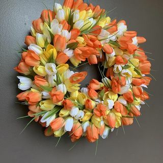 Corona di tulipani