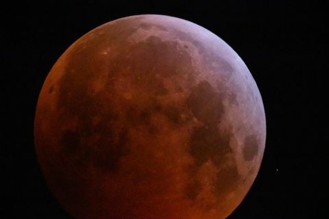 Total Lunar Eclipse regala a gennaio A Blood Moon