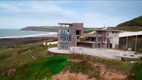 Grand Designs - Faro del North Devon