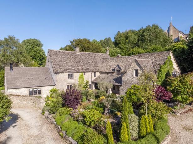 questa casa del Cotswold classificata di grado II è in vendita