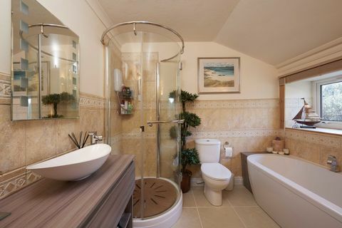 Tigh na Sith bathroomn nel cottage di Ebridi Esterne