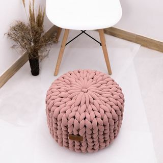 Pouf ottomano con cuscino rosa