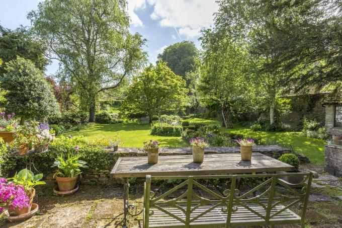 questa casa del Cotswold classificata di grado II è in vendita