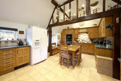 cottage con tetto di paglia in vendita nell'Oxfordshire