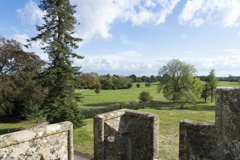 La tenuta di Cotswolds, vicina al duca e alla duchessa di highgrove della Cornovaglia, arriva al mercato