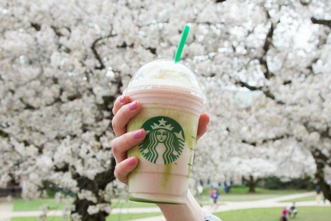 Il nuovo Frappuccino di Starbucks ti farà sentire così entusiasta per la primavera