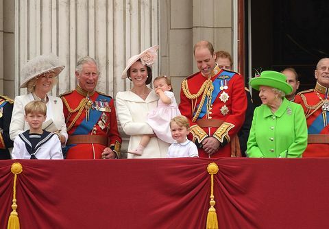 Famiglia reale a Buckingham Palace