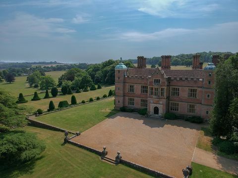 castello un tempo di proprietà del re Enrico VIII in vendita nel kent