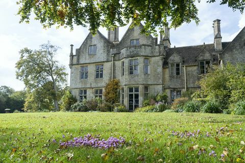 La tenuta di Cotswolds, vicina al duca e alla duchessa di highgrove della Cornovaglia, arriva al mercato