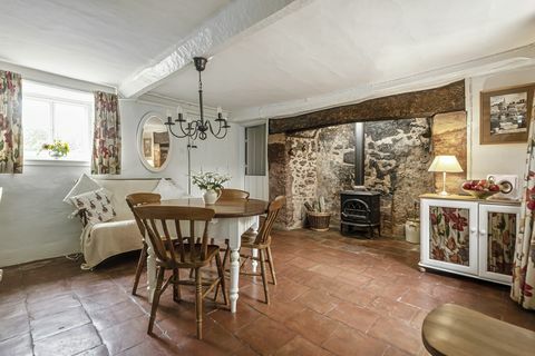 cottage con tetto di paglia in vendita nel Somerset occidentale