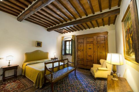 Michelangelo - Toscana - villa - camera da letto - Handsome Properties International