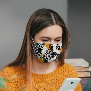 Maschera per il viso con stampa animalier