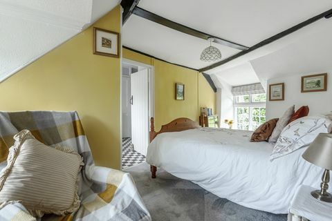 cottage con tetto di paglia in vendita nel Somerset occidentale