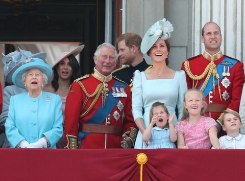 la principessa charlotte che combatte il colore