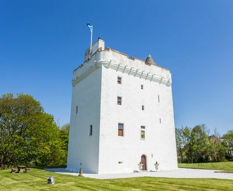 ora puoi affittare il castello dell'ayrshire durante halloween tramite un viaggio spettrale di halloween