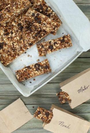 barrette di cereali al cioccolato con avena