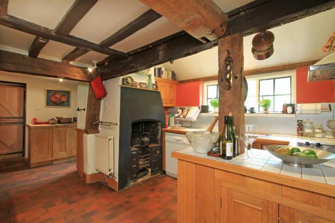 cottage in stile in vendita nel Surrey