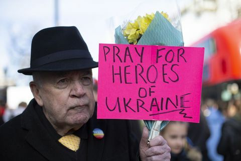 manifestazione a londra a sostegno dell'ucraina