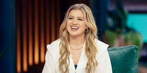 l'episodio 7i006 dello spettacolo di Kelly Clarkson nella foto di Kelly Clarkson foto di Weiss eubanksnbcuniversal tramite getty images