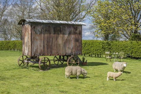 Fosse Farmhouse - fuori - David Merry e James Cook