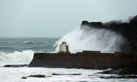 Onde di tempesta Eleanor