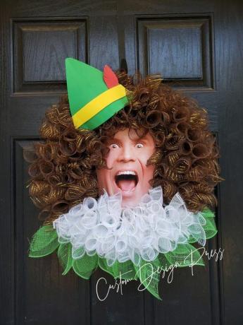 Etsy vende Buddy The Elf Wreaths che ti ravviverà la porta