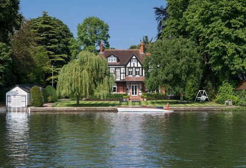 Toad Hall - Riversdale - Bourne End - proprietà - Savills